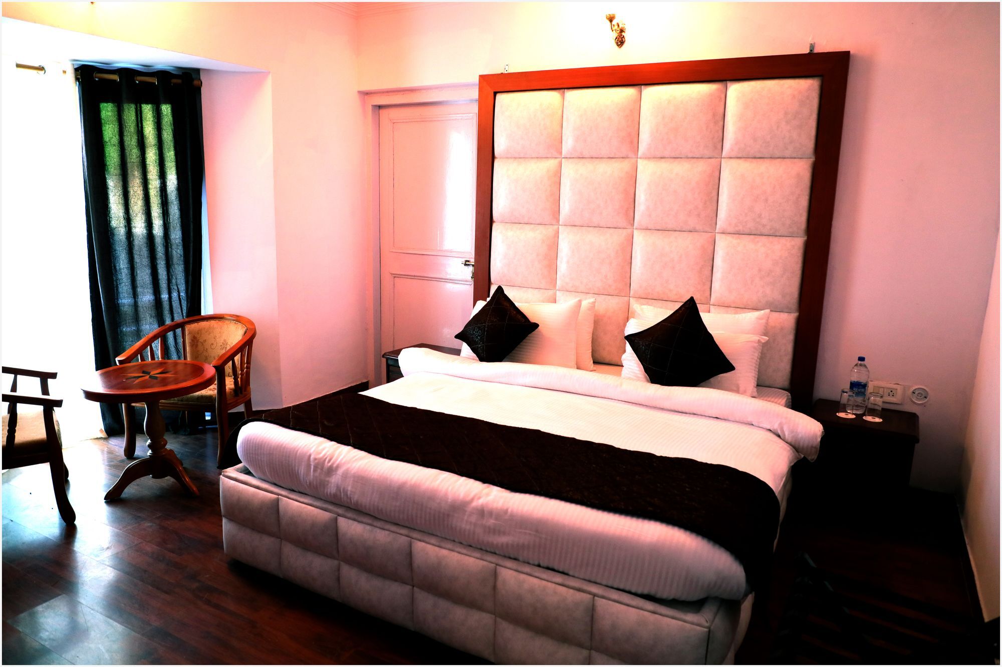 נייניטל The Swiss Village Resort מראה חיצוני תמונה