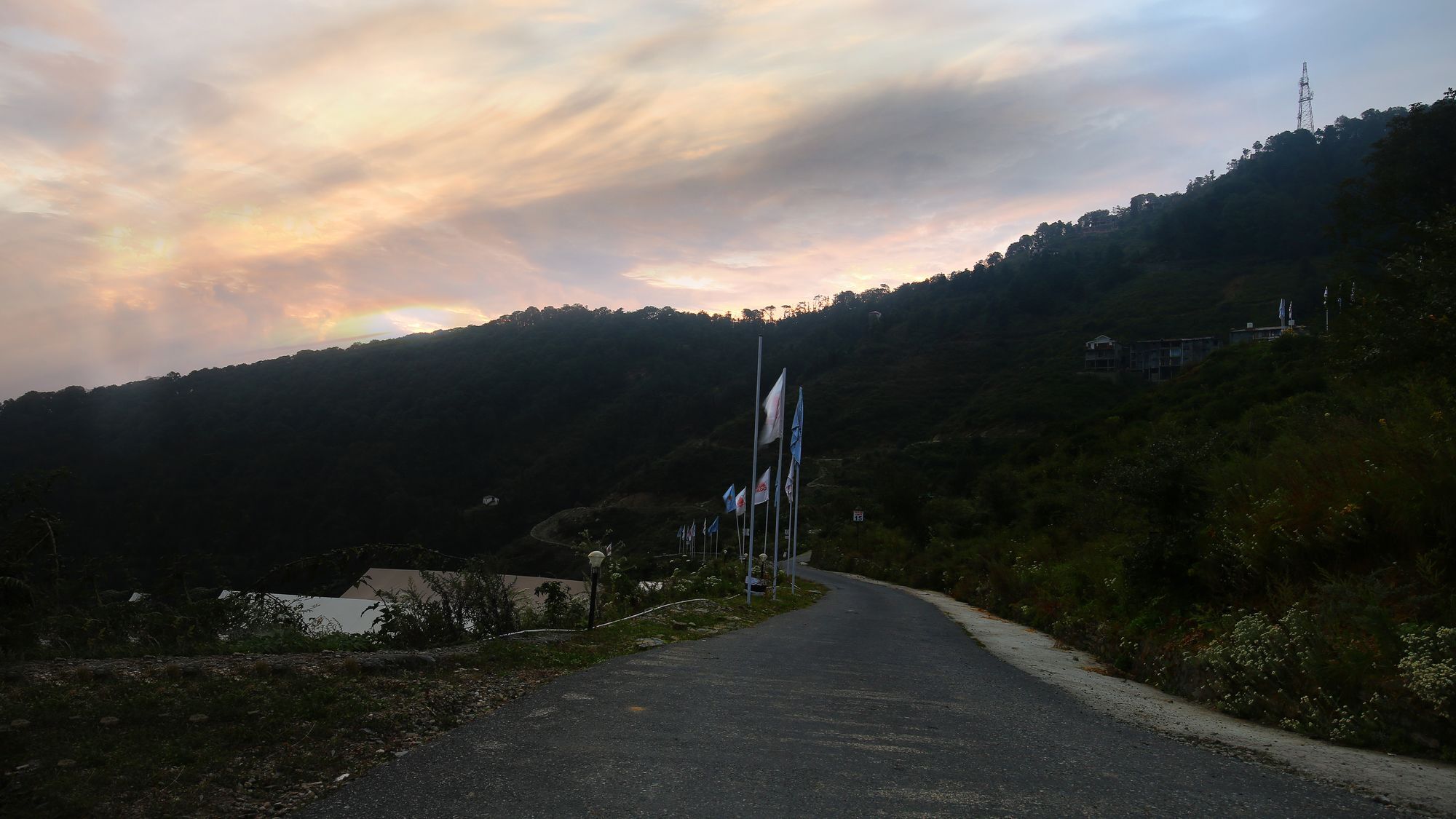 נייניטל The Swiss Village Resort מראה חיצוני תמונה