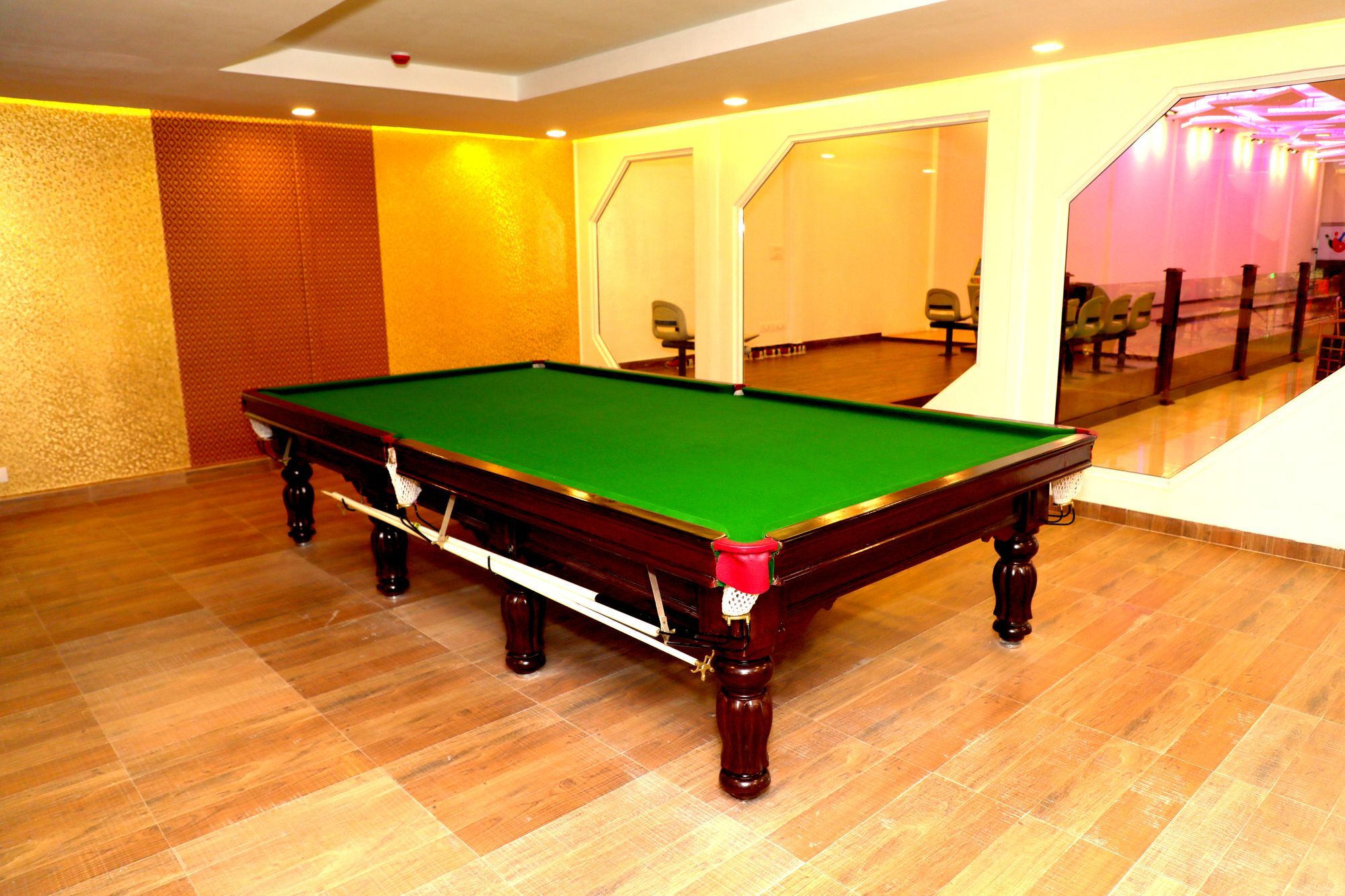 נייניטל The Swiss Village Resort מראה חיצוני תמונה